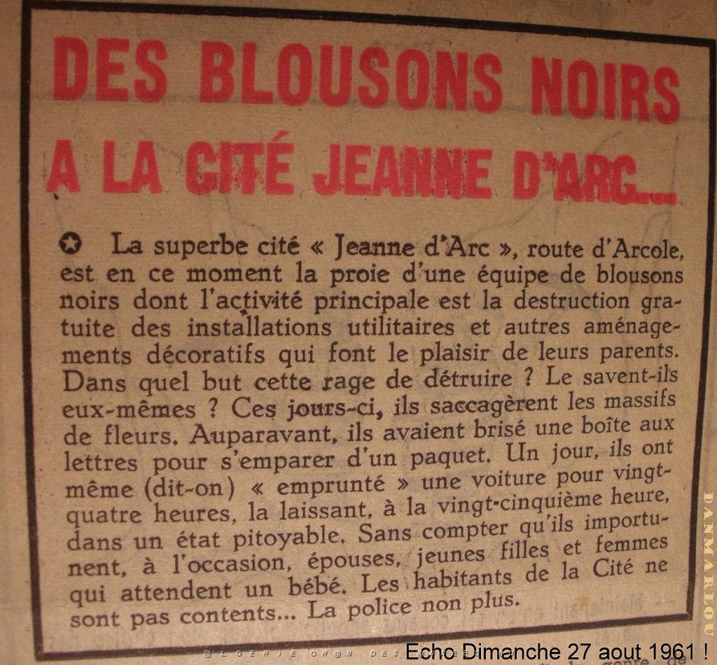ORAN CITE JEANNE D ARC AOUT 1961 AVEC DES BLOUSONS NOIRS.JPG